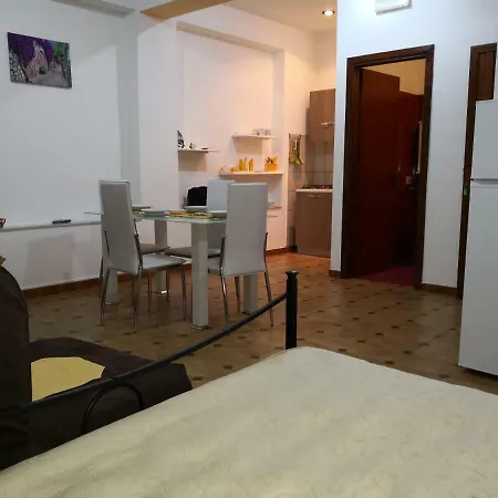 Monolocale Trappitello - 3* 陶尔米纳